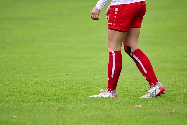 越离不开专 越离不开专