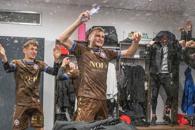 像泰山队这 像泰山队这